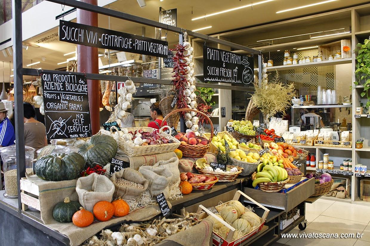 Prodotti freschi e specialità al Mercato Centrale di Firenze